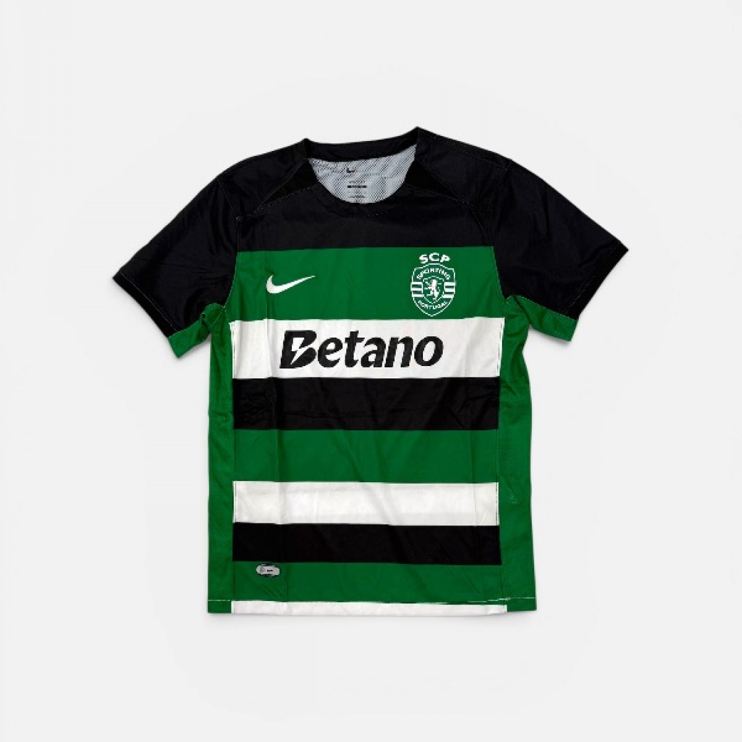 Sporting CP 2023/24 Away Jersey